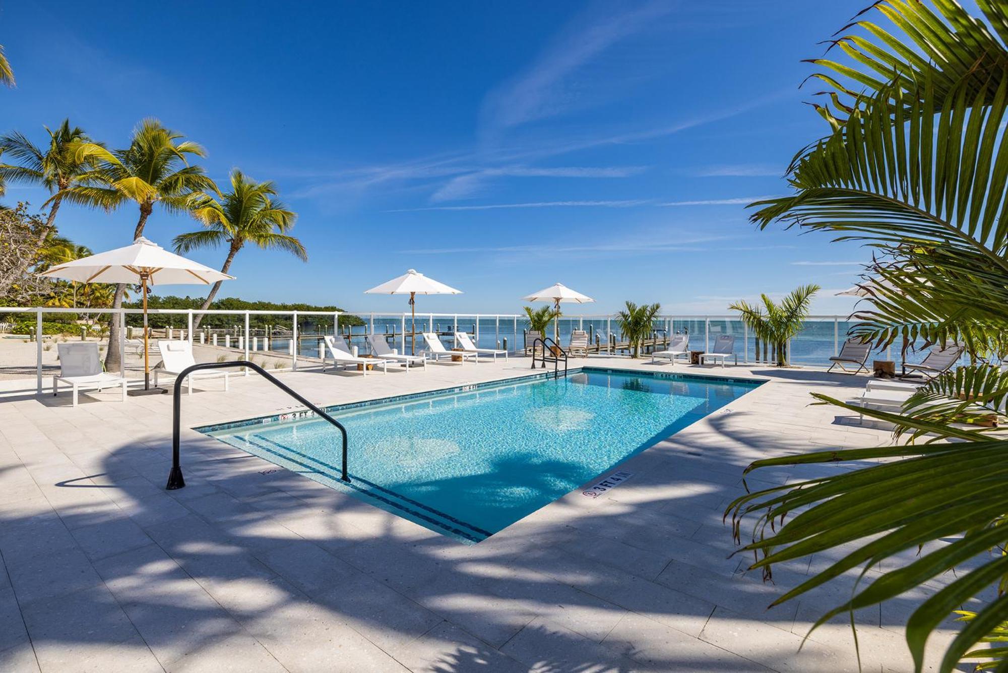 Resort Pines & Palms 3*